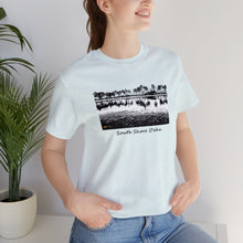 Load image into Gallery viewer, Unisex Tee: South Shore Lagoon
