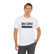 Load image into Gallery viewer, Unisex Tee: South Shore Lagoon
